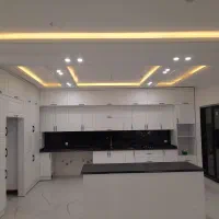 ۱۶۵ متر سه خوابه جنوبی بدون مالک