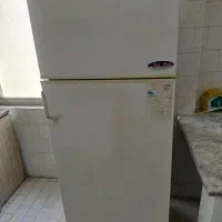یخچال آزمایش