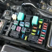 باطری سازی و برق خودرو سیار