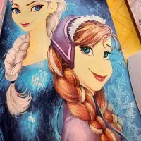 فرش فانتزی ۴ متری کاملا سالم و بدونه پارگی