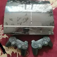 یک PS3 کپیخور درحد آک با ۲ دسته بیسیم و پربازی