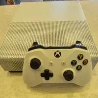 XBOX ONE S|کنسول، بازی ویدئویی و آنلاین|اصفهان, مسجد مصلی|دیوار