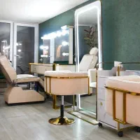 استخدام پرسنل سالن زیبایی