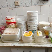 فروش ظروف یکبارمصرف کار کرده