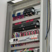 تعمیر تابلو برق، بالابر و فر پیتزا و شیرینی‌پزی