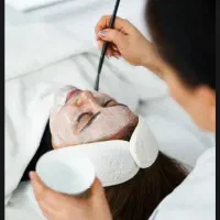 فشیال پاکسازی و جوانسازی پوست و صورت