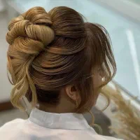 با سالن زیبایی ما بهترین ورژن خودتون باشید