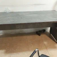 میز کار در حد نو