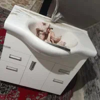 سینک در حد نو با شیر