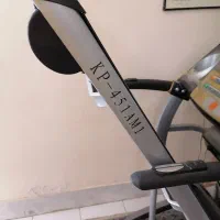 تردمیل  در حد نو