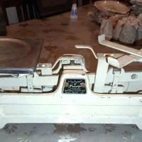 ترازوی آنتیک ۳ کیلویی