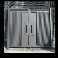 درب حیاط در مدرن