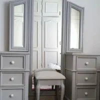 میز آرایش نئوکلاسیک با آینه قدی