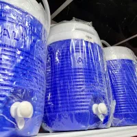 کلمن آب و دبه و یخدان
