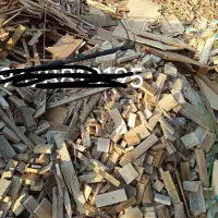 خرید ضایعات چوب و پوشال خاک اره پالت تنه ی درخت