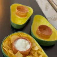 ظرف آواکادو (غول آواکادو)