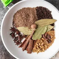 ماسالا، چای کرک کاپوچینو و هات چاکلت از تولیدی