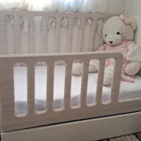 تخت در حد نو زیاد استفاده نشده