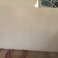 سه عدد نوپان تخت و میز تحریر