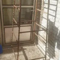 چهار پایه فلزی