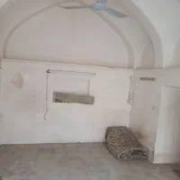منزل کلنگی در خیابان آذر شاحمزه
