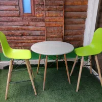 صندلی اپن با میز گرد