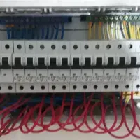 شاگرد برقکار نیازمندم