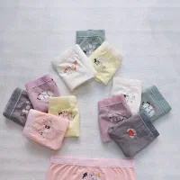 لباس زیر|لباس|قم, شهر قائم|دیوار