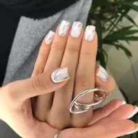 خدمات ناخن با تخفیف ویژه ـ مدل ناخن ـ کاشت ناخن