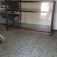 ویترین فلزی