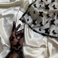 روسری و دستکش توری