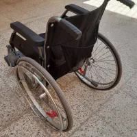 ویلچر بزرگسال
