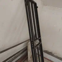 سلام درب دو لنگه همراه با چارچوب وحفاظ فلزی