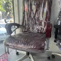 صندلی مدیریتی لمسه برگ