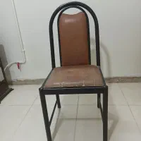 صندلی محکم فلزی با دوام