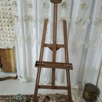 سه پایه بوم نقاشی