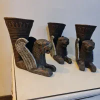 سه عدد گلدون سفالی با نماد ریتون شیر هخامنشی