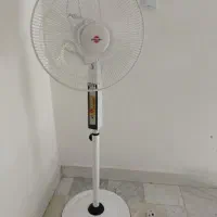 پنکه پایه بلند سفید کنترل دار