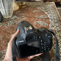 دوربین 2000d canon با لنز 55-18 کیت