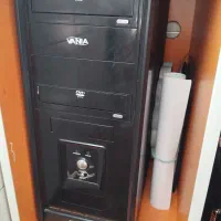 کیس کامپیوتر تمیز