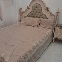 تخت خواب دونفر و کنسول ارایش