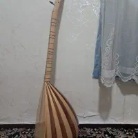 باغلاما هناره نو همراه با کیف و مضراب
