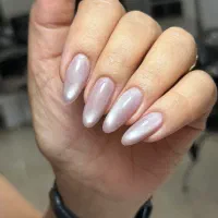 همکاری با ناخنکار حرفه ای