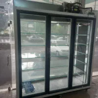 یخچال فروشگاهی تمیز