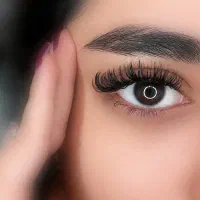 تخفیف کاشت و اکستنشن مژه