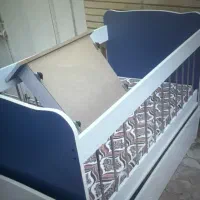 تخت خواب نوزادی