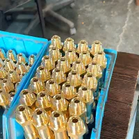 خدمات تراش cnc