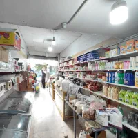 مغازه تجاری بر اصلی بلوار دکتر حسابی