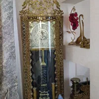 ساعت برنزشیک وتمیز