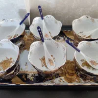 سرویس بستنی خوری